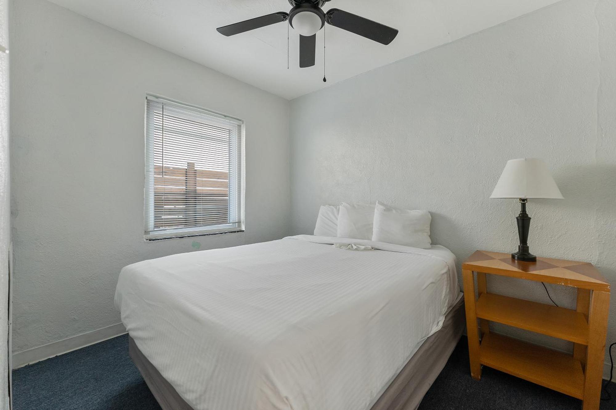Oceanic Hotel & Barefoot Tiki Bar Wildwood Kamer foto